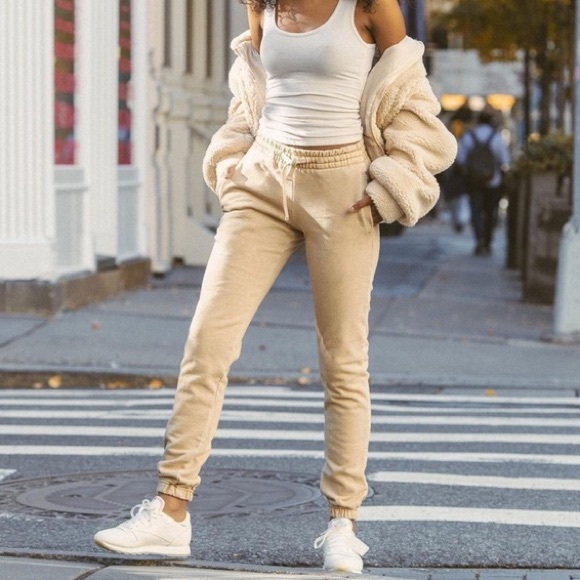 🔥🔥TALENTLESS - PREMIUM SWEATPANTS🔥🔥 - Picture 2 of 9